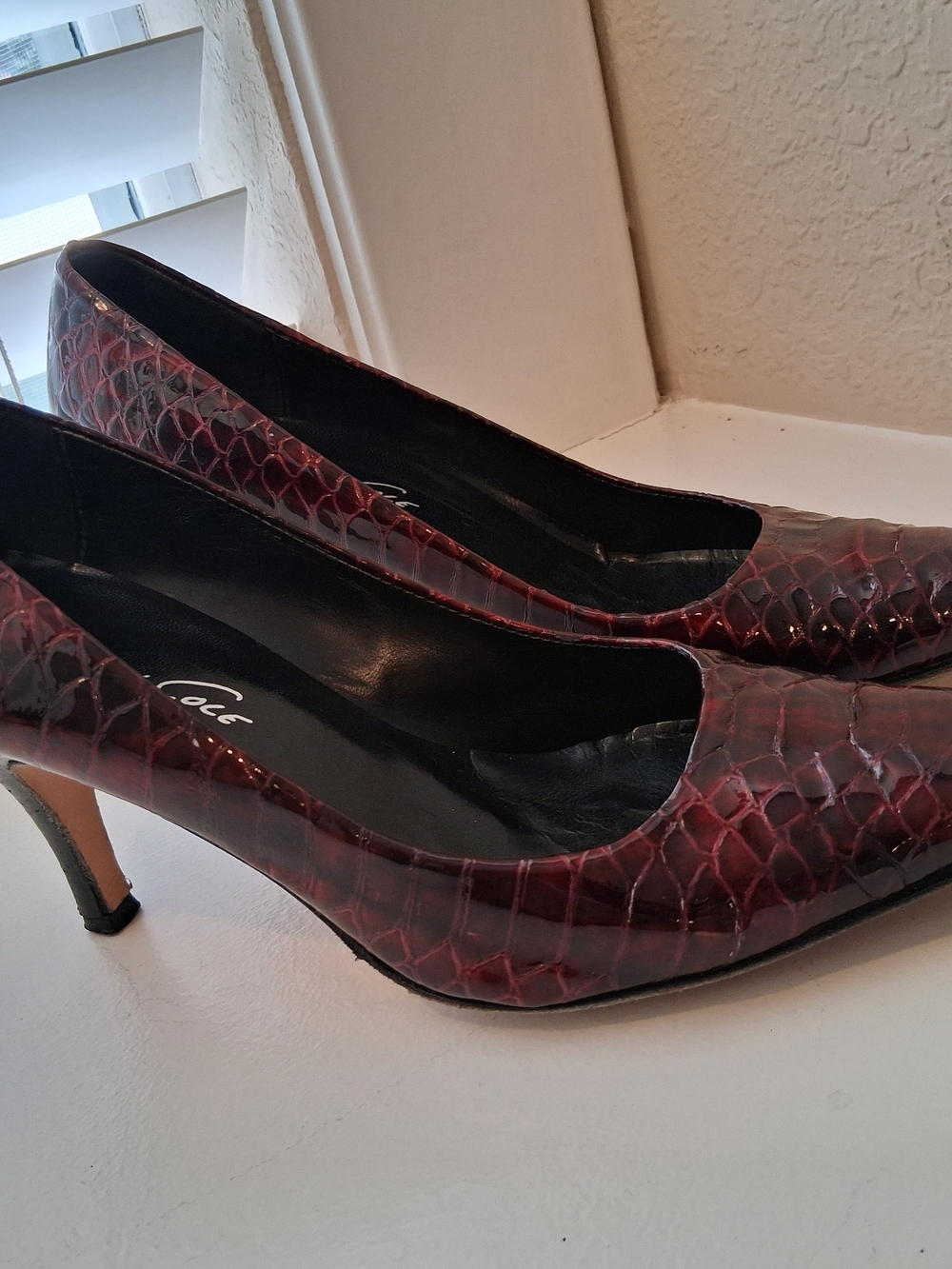 Kenneth Cole Women's Burgundy Faux-Snake Pointed-Toe Pumps